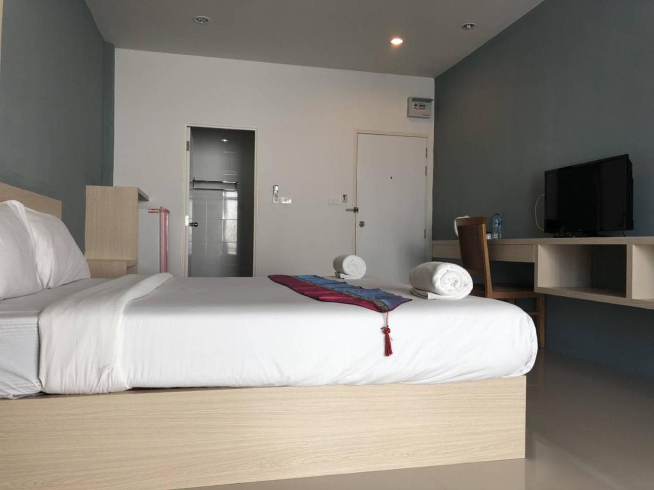 Hotel Khao Oat Airport Nai Yang Zewnętrze zdjęcie