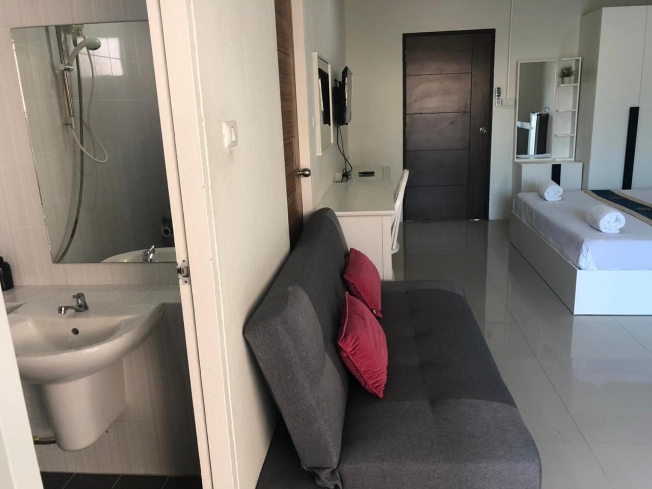 Hotel Khao Oat Airport Nai Yang Zewnętrze zdjęcie