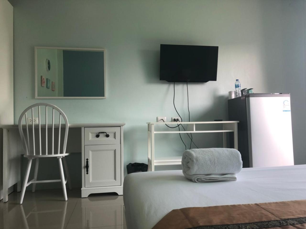Hotel Khao Oat Airport Nai Yang Zewnętrze zdjęcie
