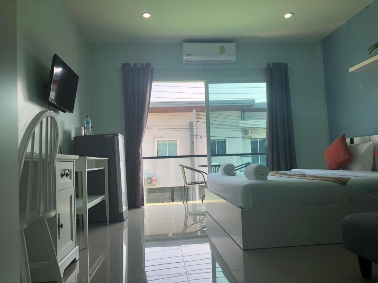 Hotel Khao Oat Airport Nai Yang Zewnętrze zdjęcie