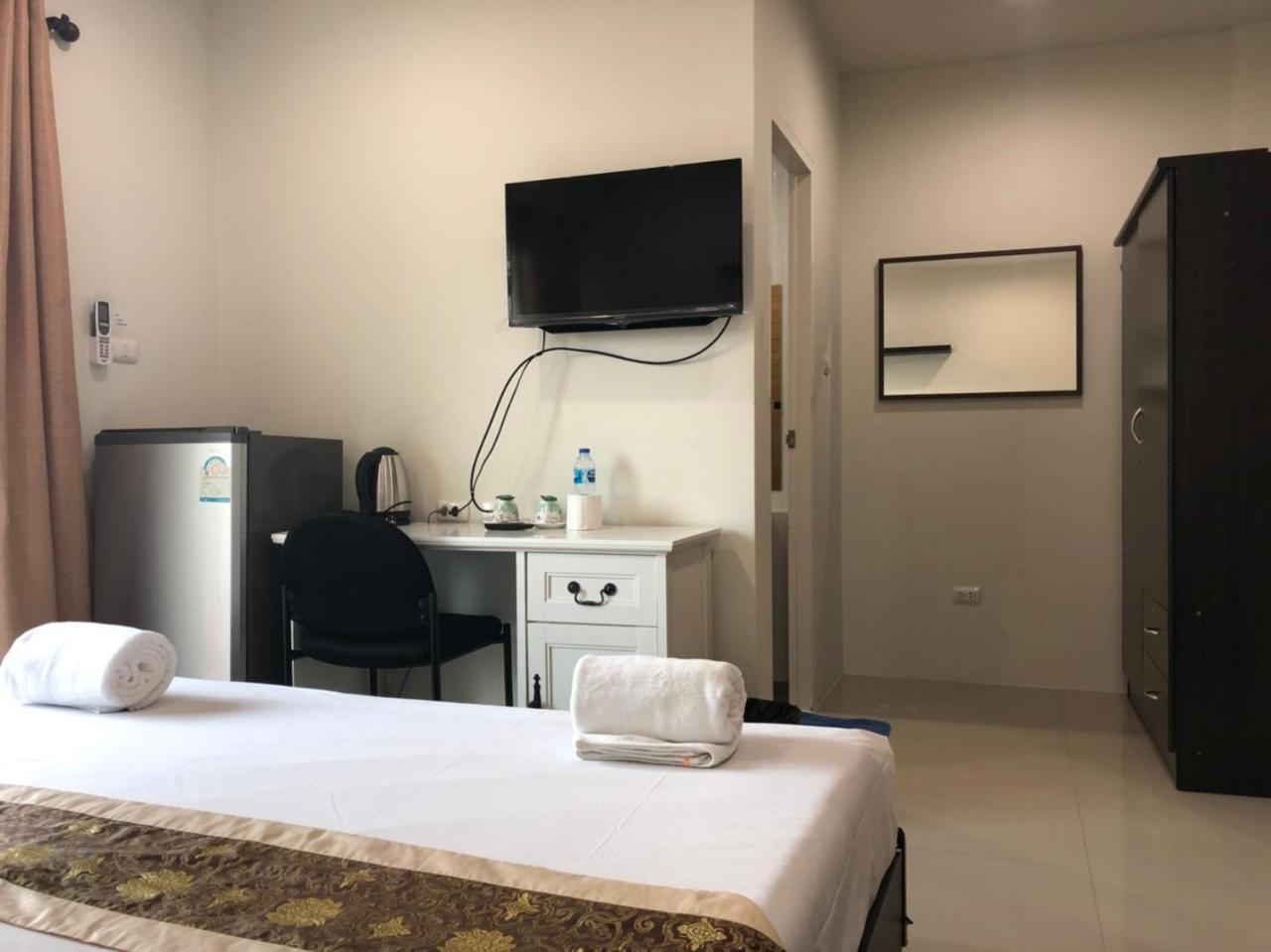 Hotel Khao Oat Airport Nai Yang Zewnętrze zdjęcie